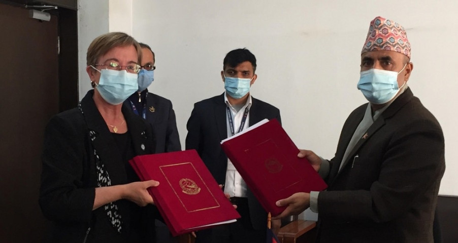 world_bank- nepal goverment contract