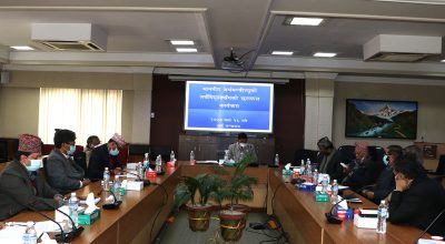 आयातमा थप कडाई गर्न अर्थविद्हरुको सुझाव, विकासमैत्री नीति नहुँदा समस्या : अर्थमन्त्री